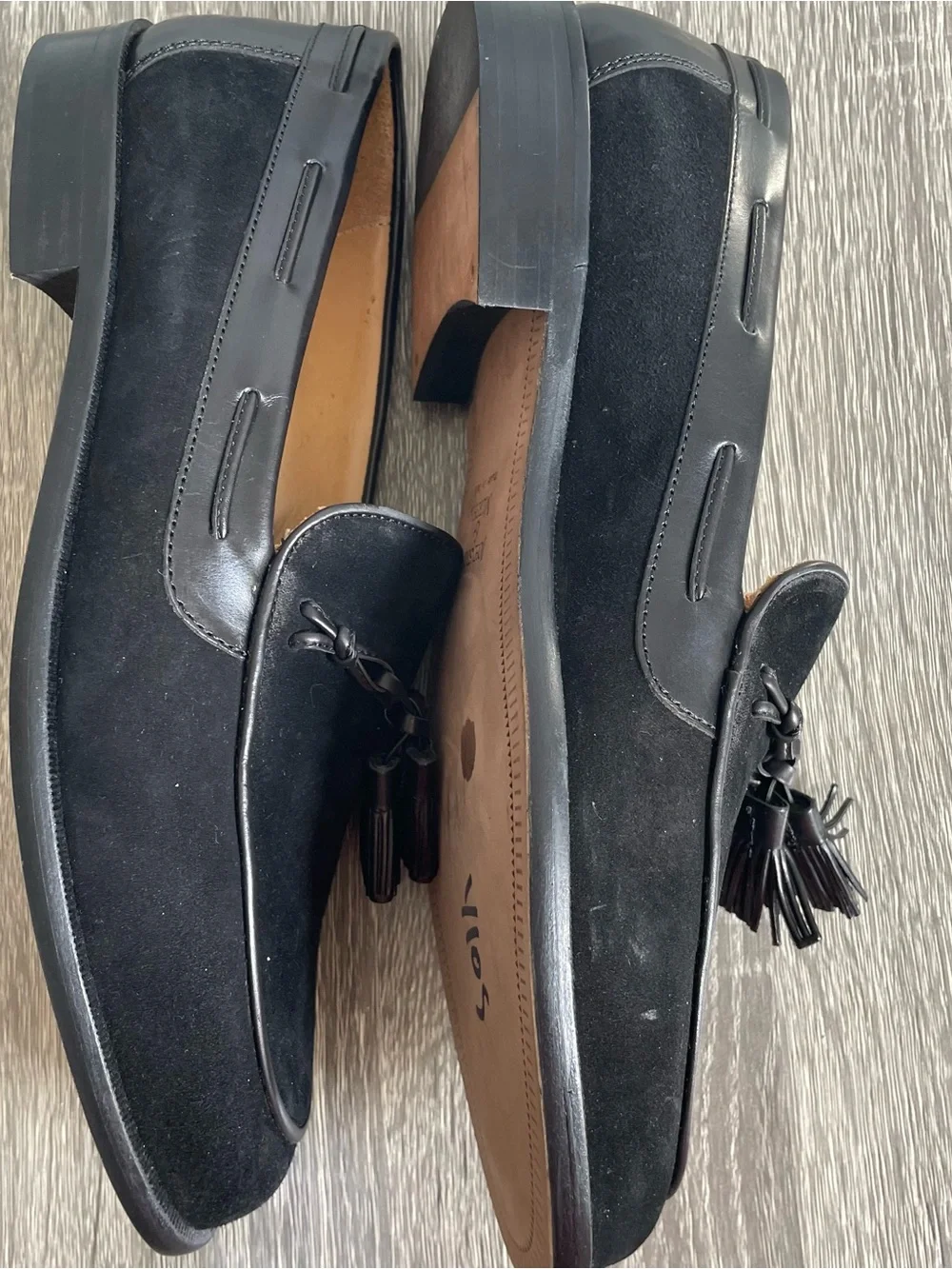NWOB Classy & Comfortable Johnston & Murphy Black Suede Tassel Slip-On Loafers
